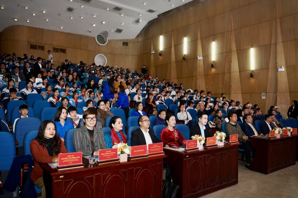Thiếu nhi Thủ đô nói lời hay, làm việc tốt, ứng xử văn minh Thiếu nhi Thủ đô nói lời hay, làm việc tốt, ứng xử văn minh