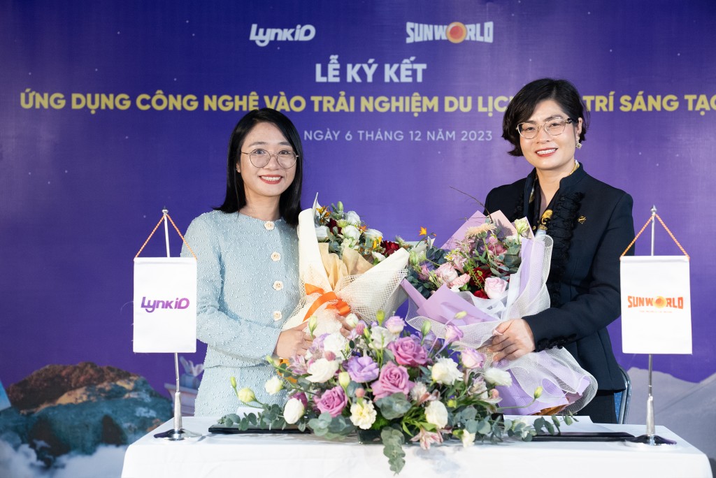 Đại diện Sun World và LYNKID ký kết hợp tác