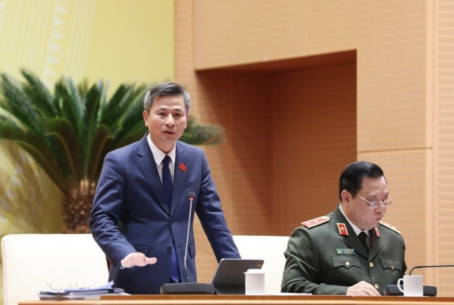 Hạ tầng giao thông "chới với, đuổi theo” gia tăng phương tiện cá nhân