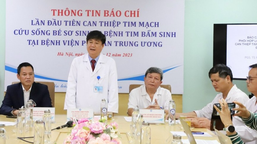 Sản phụ từ Hàn Quốc về Việt Nam để giữ thai bị dị tật