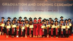 Trường Đại học Mở Hà Nội trao bằng tốt ngiệp tới 2.497 người học