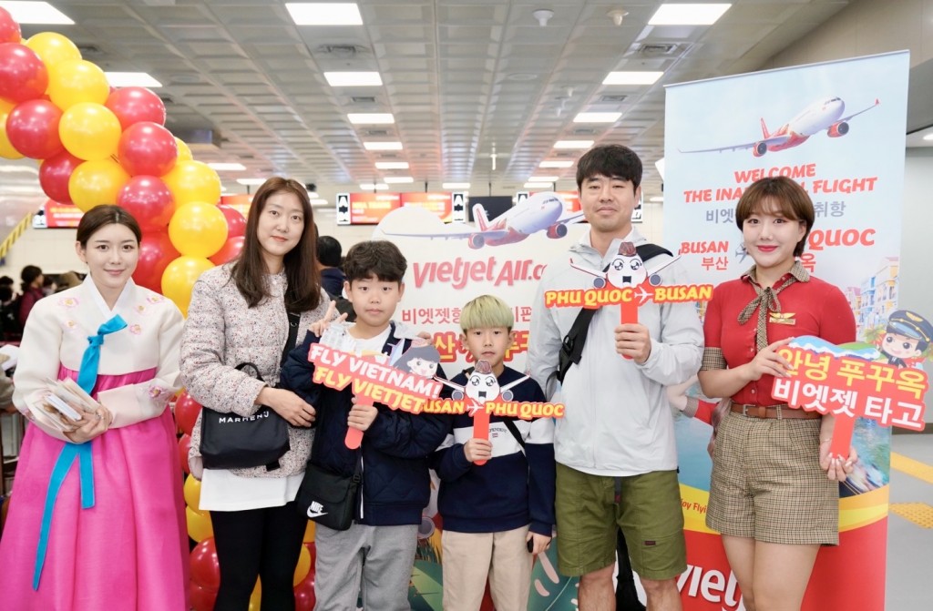 Vietjet mở thêm đường bay kết nối Việt Nam với Jakarta, Busan