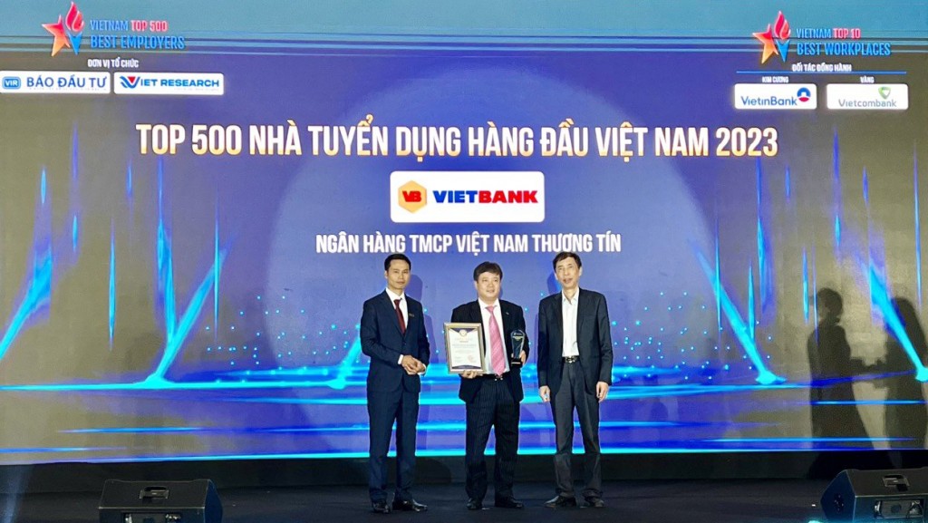 Vietbank nhận cú đúp giải thưởng danh giá