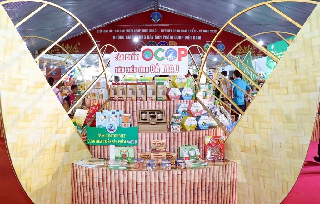66 chủ thể OCOP tỉnh Cà Mau tham dự và trưng bày sản phẩm