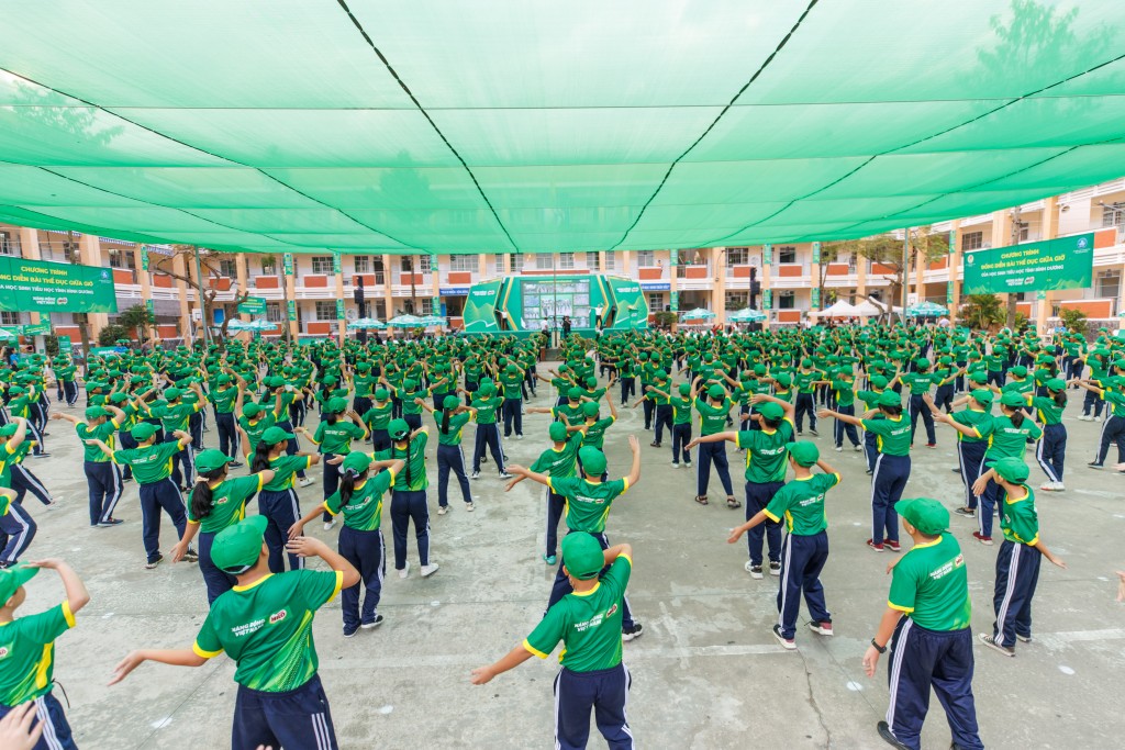 11.032 học sinh lập kỷ lục Việt Nam với màn đồng diễn thể dục ấn tượng(1)