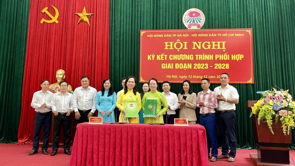 Tăng cường phối hợp, quảng bá tiêu thụ nông sản giữa hai thành phố