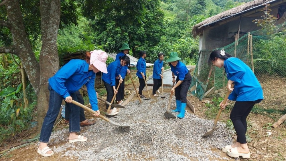 Góp sức trẻ xây dựng Nông thôn mới