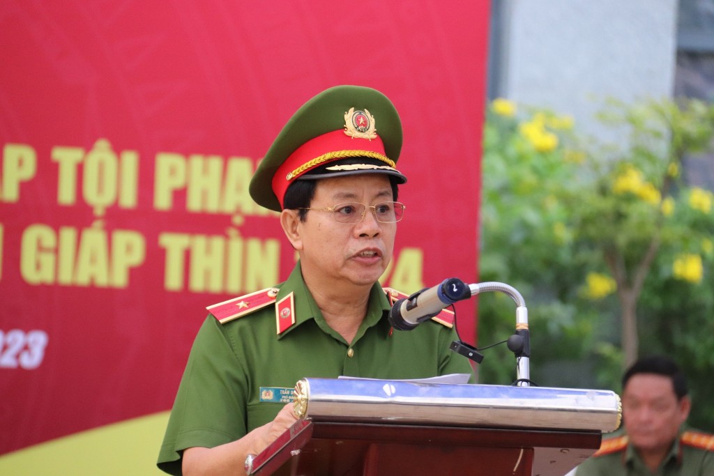 Công an TP Hồ Chí Minh ra quân trấn áp tội phạm dịp Tết