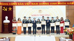 Hà Nội khen thưởng 6 học sinh đạt thành tích cao kỳ thi IJSO