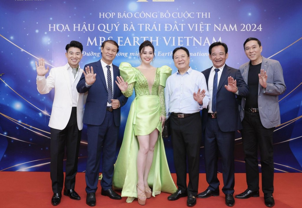 Thành viên Ban Giám khảo cuộc thi Hoa hậu Quý bà Trái đất Việt Nam
