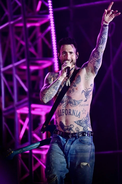 Maroon 5 và dàn sao Việt mang tới “cơn địa chấn” cảm xúc trong đêm 8Wonder Winter Festival