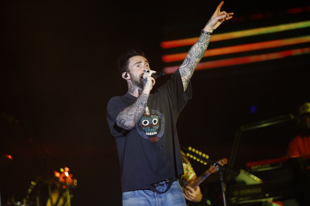 Maroon 5 và dàn sao Việt mang tới “cơn địa chấn” cảm xúc trong đêm 8Wonder Winter Festival