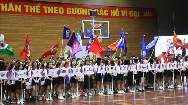 Các đội tham dự giải thể thao sinh viên