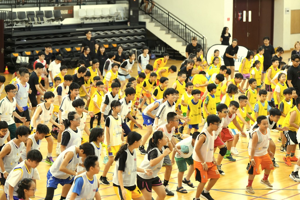 Ngày hội bóng rổ High Hoop: Cùng Sun Life bật cao sức trẻ