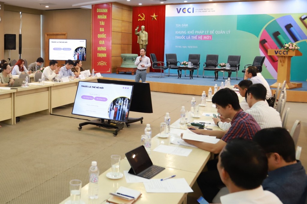 Các chuyên gia tại tọa đàm “Khung khổ pháp lý để quản lý thuốc lá thế hệ mới” cho rằng, Việt Nam cũng cần tham khảo kinh nghiệm quốc tế và đánh giá thực trạng của Việt Nam để đưa ra chính sách bao phủ thị trường.
