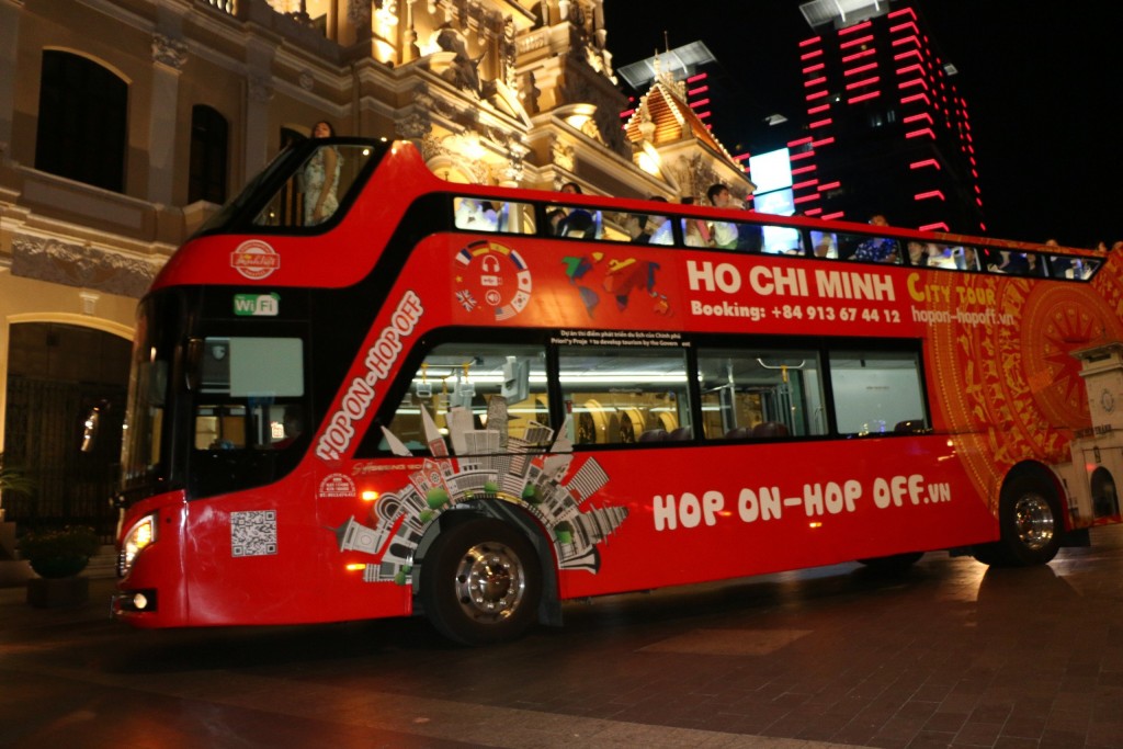 Tour du lịch sẽ là tour đầu tiên trên thế giới phục vụ xuyên đêm bằng xe buýt 2 tầng