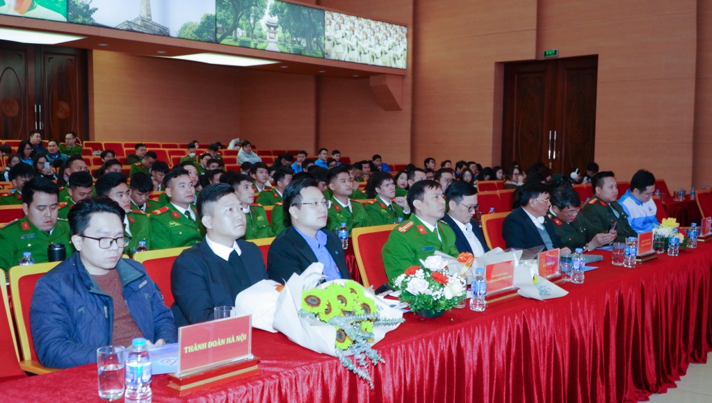 Sinh viên VinUni xuất sắc vô địch cuộc thi RESET 2023 Sinh viên VinUni xuất sắc vô địch cuộc thi RESET 2023