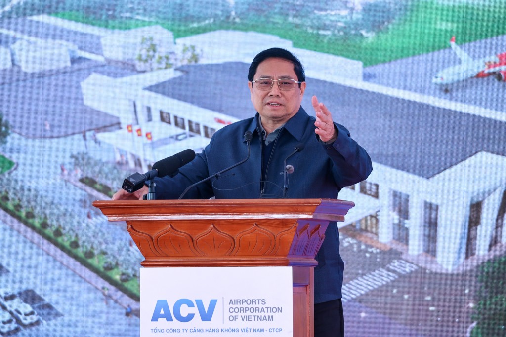 Thủ tướng Phạm Minh Chính chỉ rõ, giao thông phát triển đến đâu sẽ mở ra không gian phát triển mới đến đó - Ảnh VGP/Nhật Bắc
