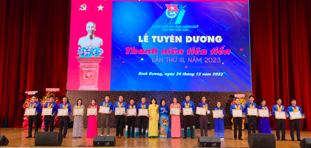 57 thanh niên được tuyên dương thanh niên tiên tiến