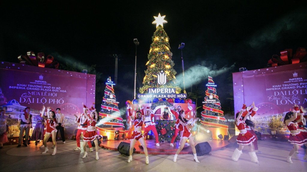 Sắc màu Noel lung linh trong chuỗi sự kiện lễ hội ở Long An
