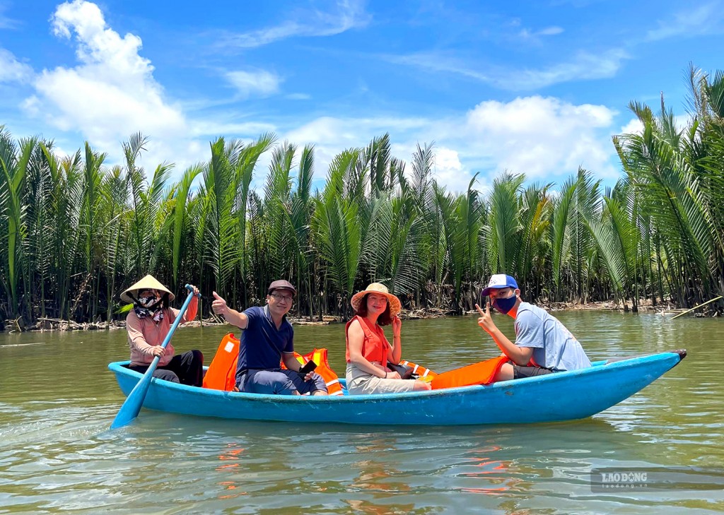 Du lịch tỉnh Quảng Ngãi tăng trưởng mạnh mẽ