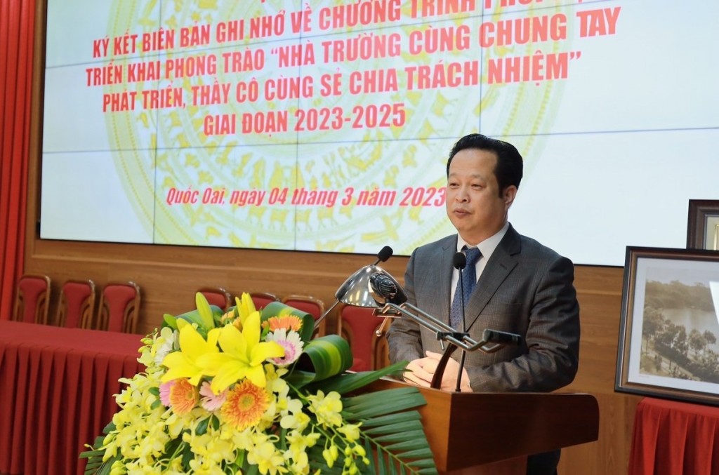 Giám đốc Sở GD&ĐT Trần Thế Cương chia sẻ về chương trình “Nhà trường cùng chung tay phát triển - Thầy cô cùng sẻ chia trách nhiệm”