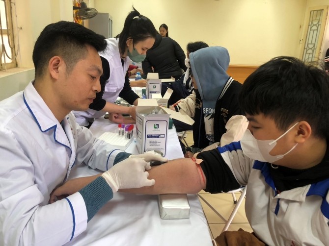 Huyện Thạch Thất tổ chức sàng lọc bệnh Tan máu bẩm sinh (Thalassemia) cho học sinh trường THPT Bắc Lương Sơn - Tin tức sự kiện - Cổng thông tin điện tử Sở y tế Hà Nội