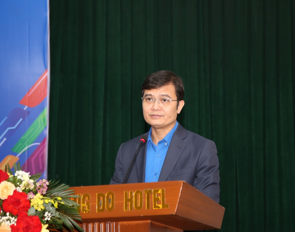 Đồng chí Bùi Quang Huy, Uỷ viên dự khuyết Ban Chấp hành Trung ương Đảng, Bí thư Thứ nhất BCH Trung ương Đoàn phát biểu