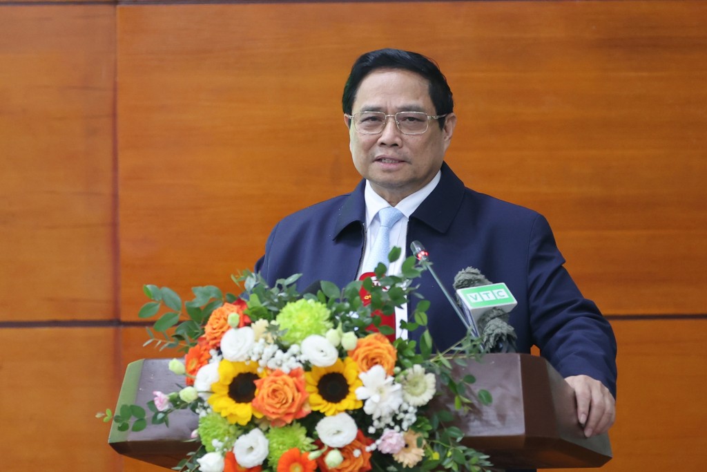 Thủ tướng Phạm Minh Chính nhấn mạnh ưu tiên nguồn lực để phát triển nông nghiệp sinh thái, nông dân văn minh, nông thôn hiện đại - Ảnh: VGP/Nhật Bắc