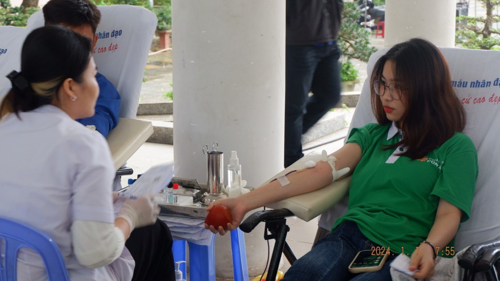 Hơn 1.000 bạn trẻ Đà Nẵng hiến máu trong ngày 