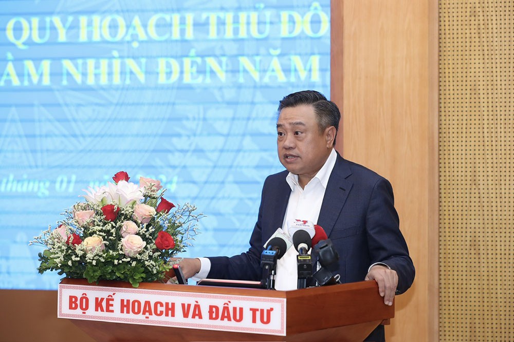 hủ tịch UBND thành phố Hà Nội Trần Sỹ Thanh phát biểu tại hội thảo