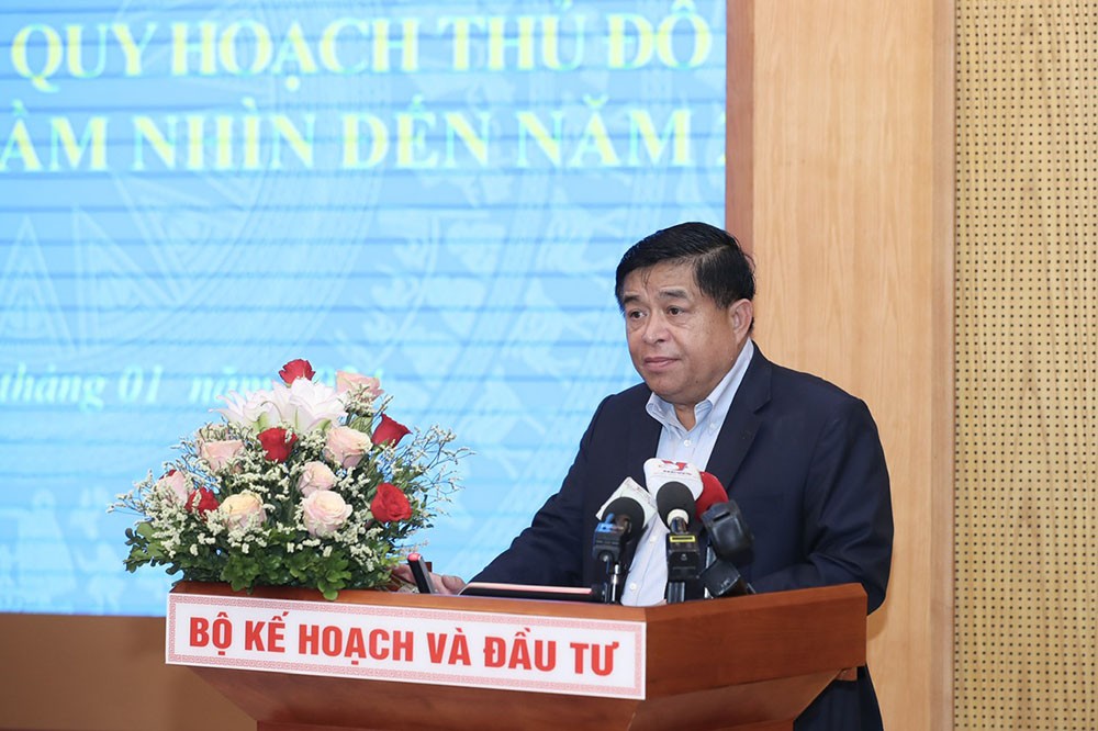 Bộ trưởng Bộ Kế hoạch và Đầu tư Nguyễn Chí Dũng phát biểu khai mạc.