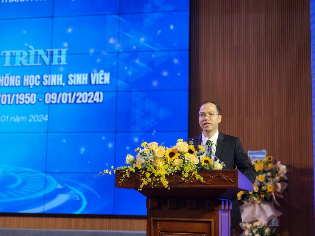Đồng chí Nguyễn Tiến Hưng phát biểu tại chương trình
