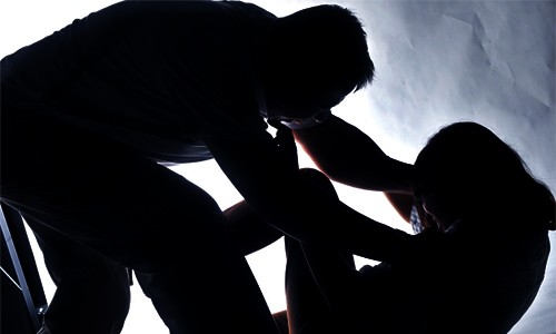 Gia Lai: Bắt 3 đối tượng hiếp dâm thiếu nữ dưới 16 tuổi