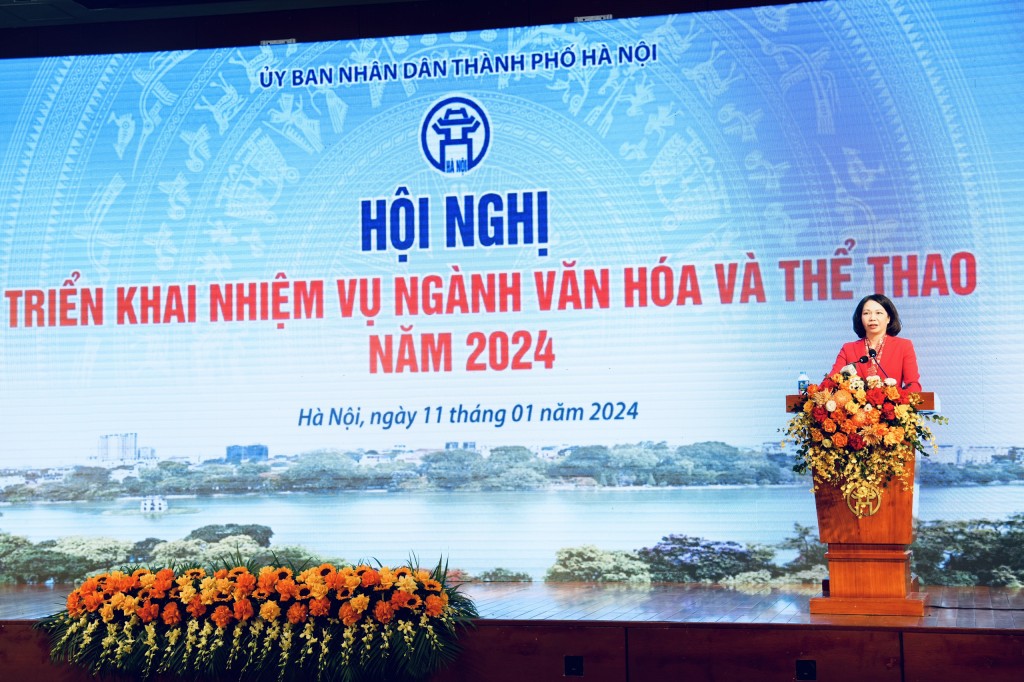 Đồng đồng chí Vũ Thu Hà - Phó Chủ tịch Ủy ban Nhân dân thành phố Hà Nội phát biểu tại Hội nghị