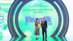 Vinamilk "bội thu" giải thưởng Phát triển bền vững