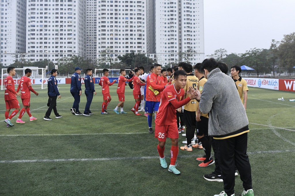 Hiếu Hoa - Quahaco lên ngôi vô địch Giải bóng đá 7 người Quốc tế Cúp Wika 2024 trước 1 vòng đấu