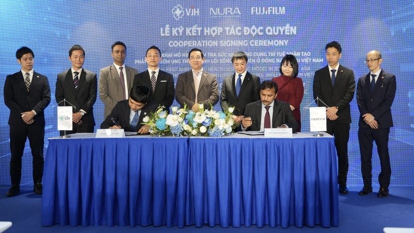Lễ ký kết độc quyền triển khai mô hình Nura lần đầu tiên ở Đông Nam Á tại Việt Nam