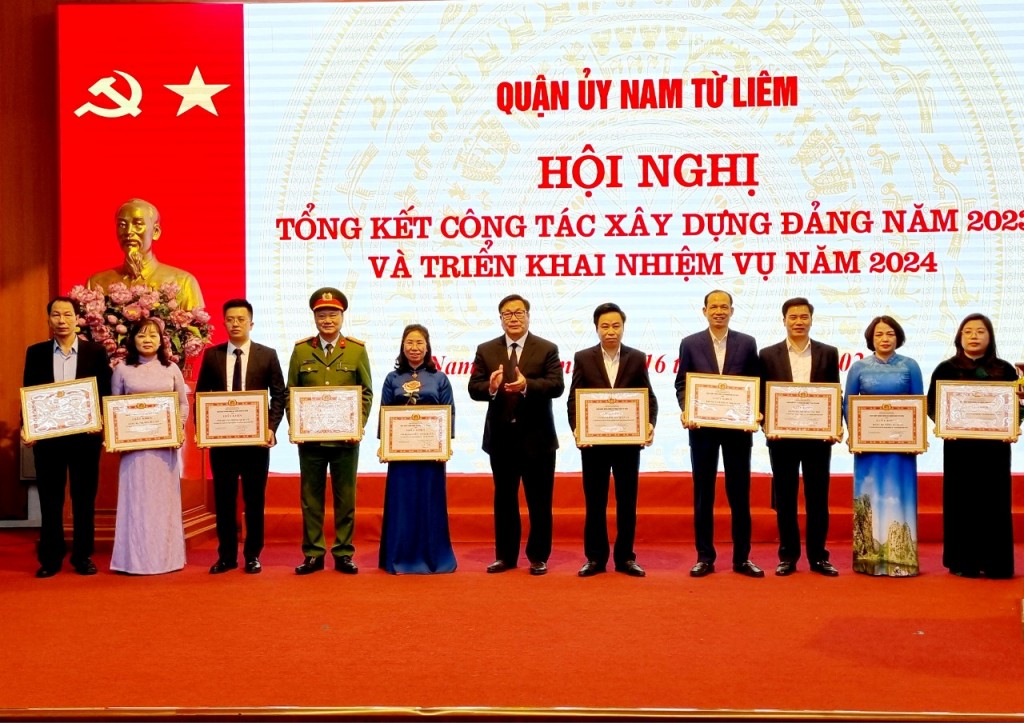 Tăng tốc để hoàn thành nhiệm vụ cả nhiệm kỳ 2020-2025