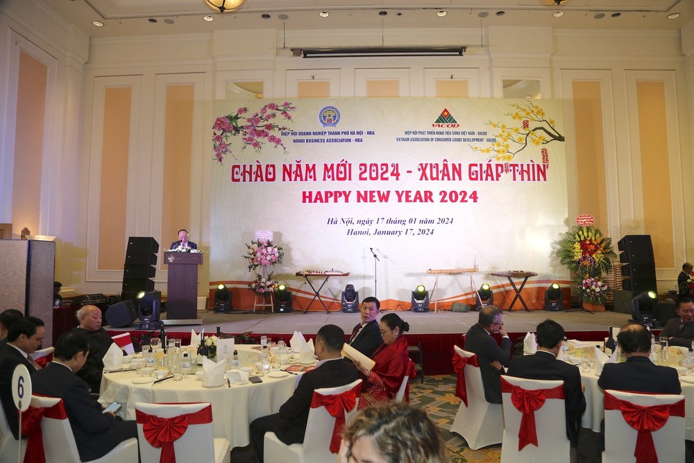 Tưng bừng “Gặp mặt Đối ngoại chào năm mới 2024 - Xuân Giáp Thìn”