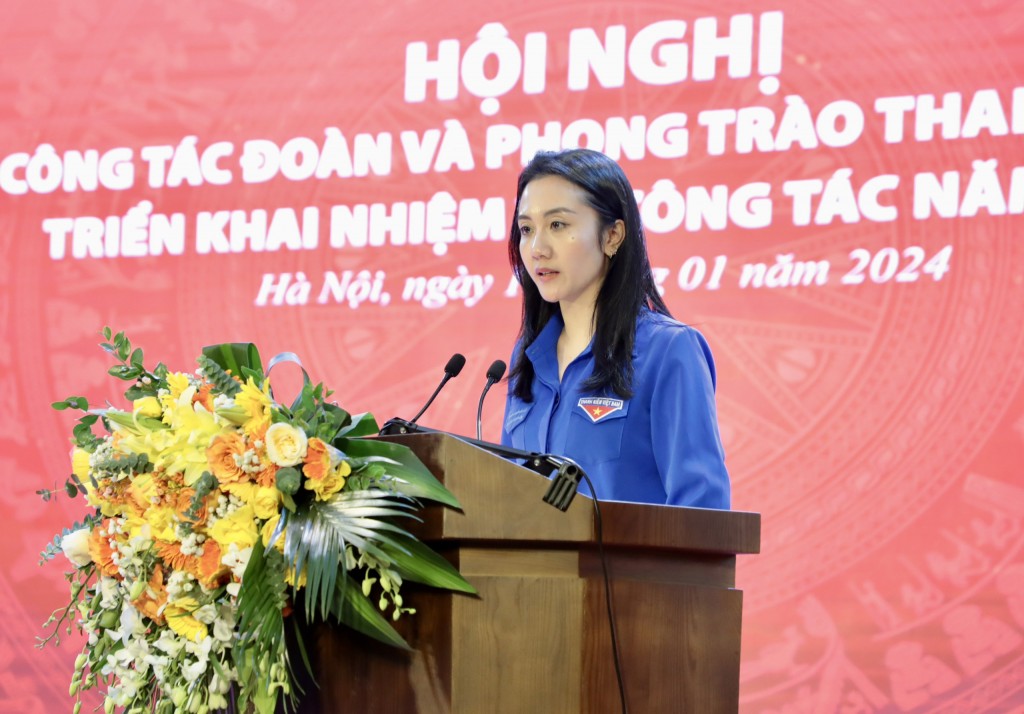 Đoàn Thanh niên Agribank vinh dự nhận Cờ thi đua xuất sắc