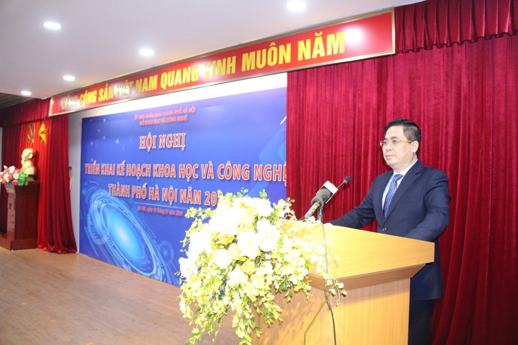 Thứ trưởng Bộ Khoa học và Công nghệ Nguyễn Hoàng Giang phát biểu tại hội nghị