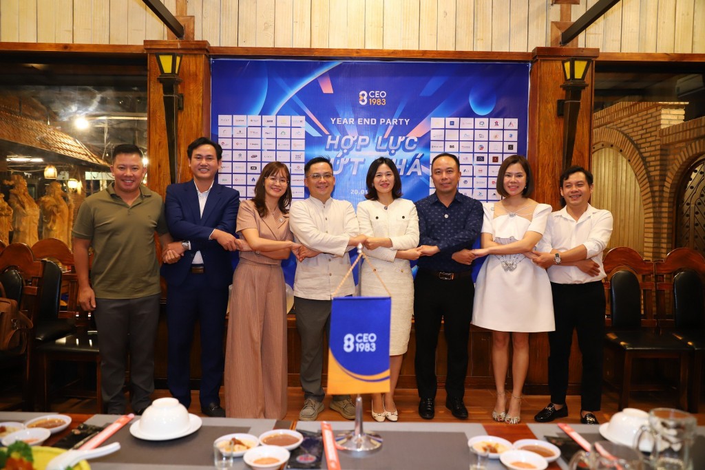 Doanh nhân trẻ hợp lực, bứt phá để thành công Doanh nhân trẻ hợp lực, bứt phá để thành công