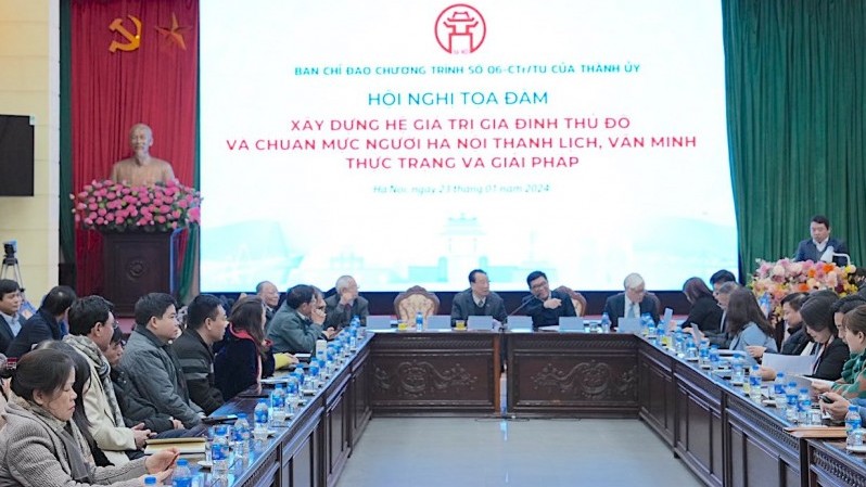 Xây dựng giá trị gia đình và chuẩn mực người Hà Nội văn minh