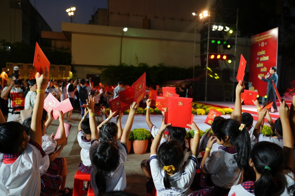 TP Hồ Chí Minh: Khai mạc Lễ hội Tết Việt