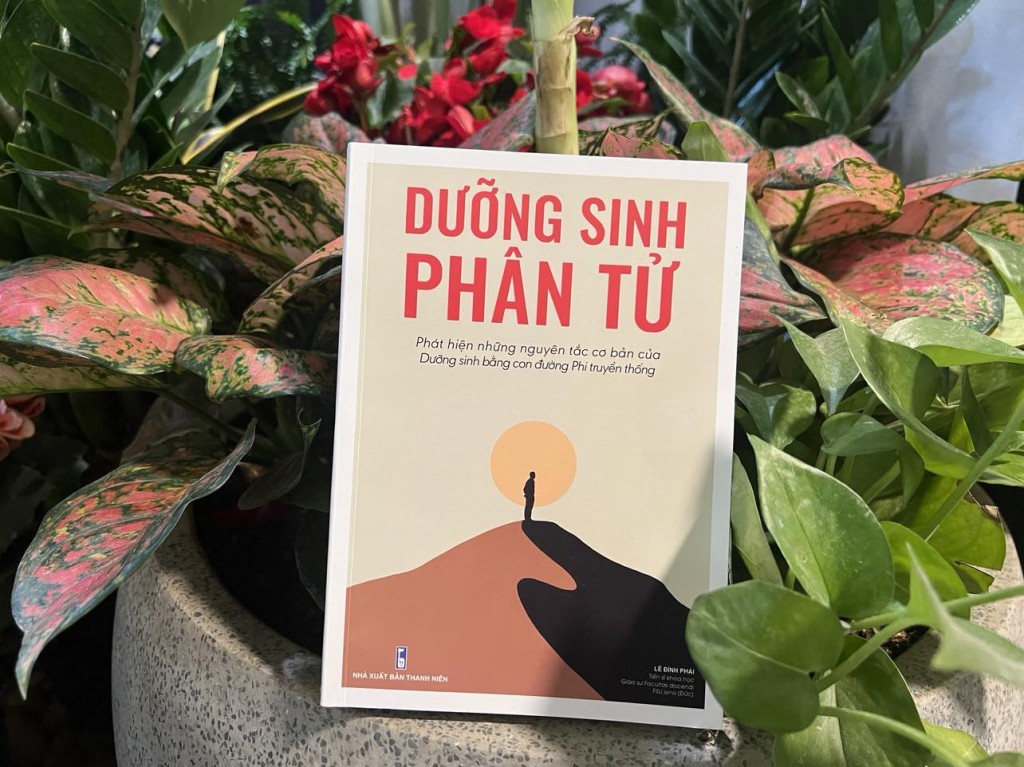 GS. TSKH Lê Đình Phái ra mắt cuốn sách “Dưỡng sinh phân tử”