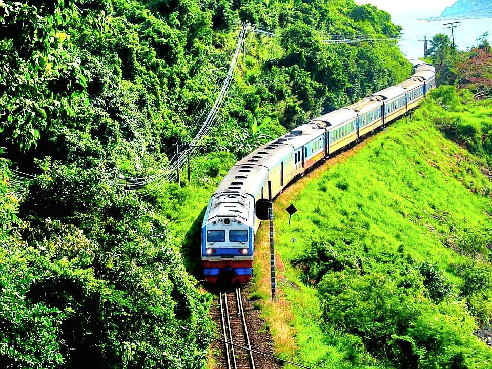 Đắk Nông đã kêu gọi Ấn Độ đầu tư tuyến đường sắt Đà Nẵng - Tây Nguyên (Hình minh hoạ)