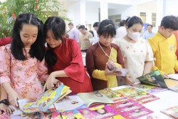 Hội báo Xuân Giáp Thìn Khánh Hòa thu hút hơn 250 đầu báo