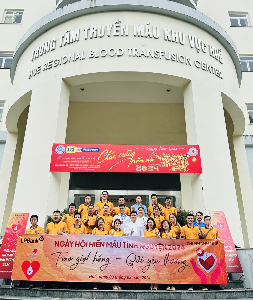 LPBank chi nhánh Huế cũng sôi động trong Ngày hội hiến máu tình nguyện 2024.