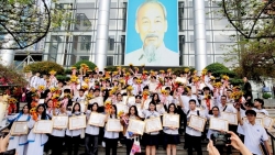 Hà Nội tuyên dương học sinh đạt giải quốc gia cấp THPT